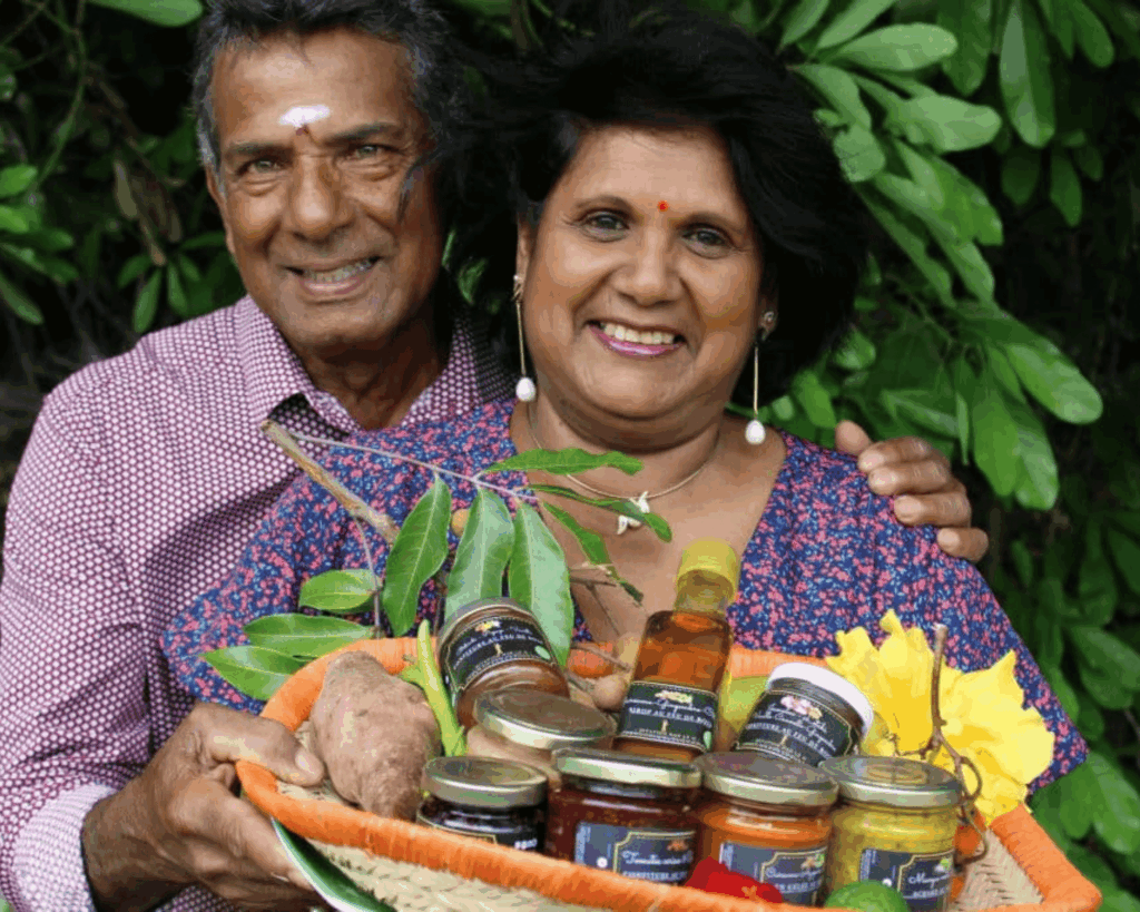 agritourisme âne, mouton, poule, poney, agricultrice, cultivateur, agriculture